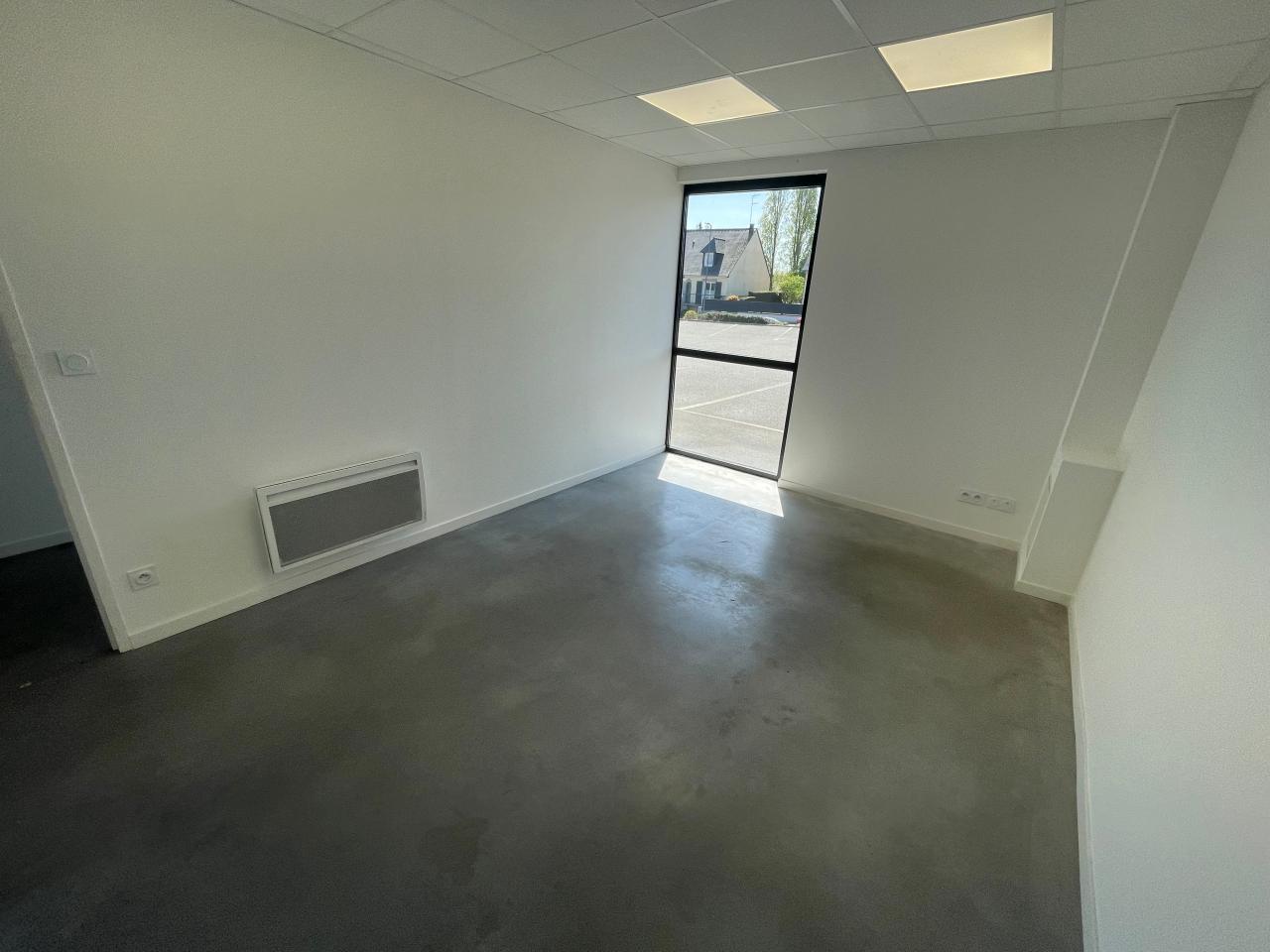Local d'activité Saint-Gilles 1000m² Location local d'activité Saint-Gilles Ille-et-Vilaine OLACT2531370 4